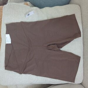 Old navy extra high rise bike short size S